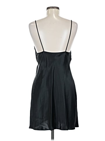 Josie Sleeveless Top (view 2)