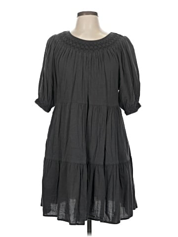 Old Navy Casual Dress (view 1)