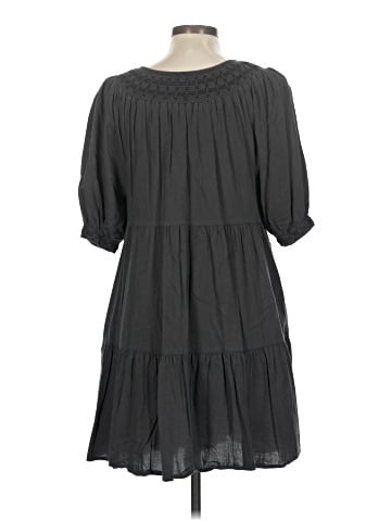 Old Navy Casual Dress (view 2)