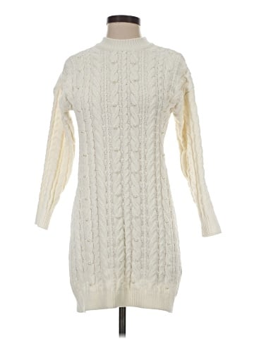 Harlow & Rose Pullover Sweater (view 1)
