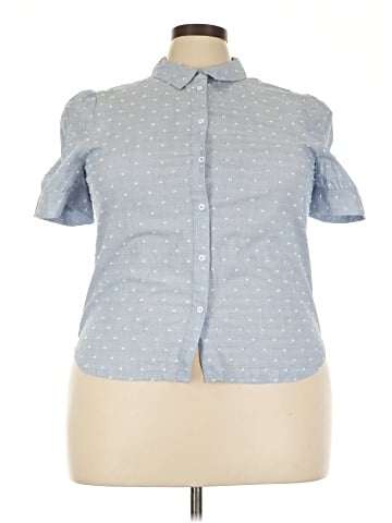 Court & Rowe Short Sleeve Button-Down Shirt (view 1)