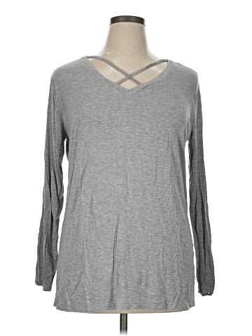 Amaryllis Long Sleeve T-Shirt (view 1)