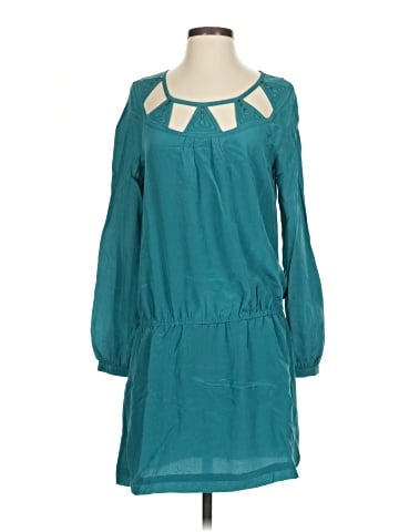 Leifsdottir Casual Dress (view 1)