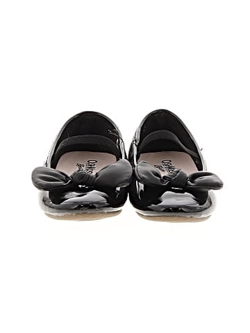 OshKosh B'gosh Flats (view 2)