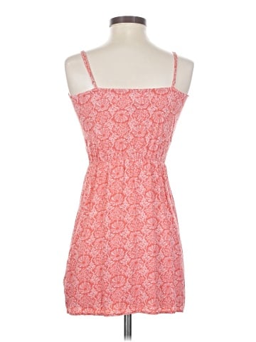 Old Navy Casual Dress (view 2)