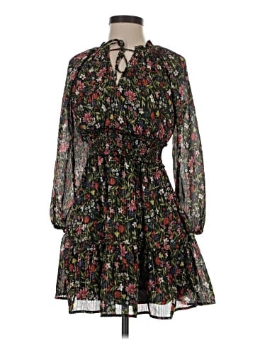 Old Navy Casual Dress (view 1)