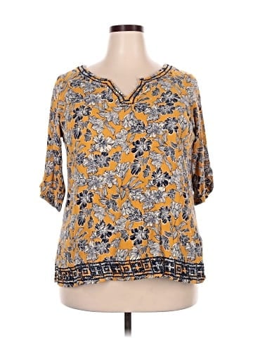 Magnolia Grace 3/4 Sleeve Blouse (view 1)