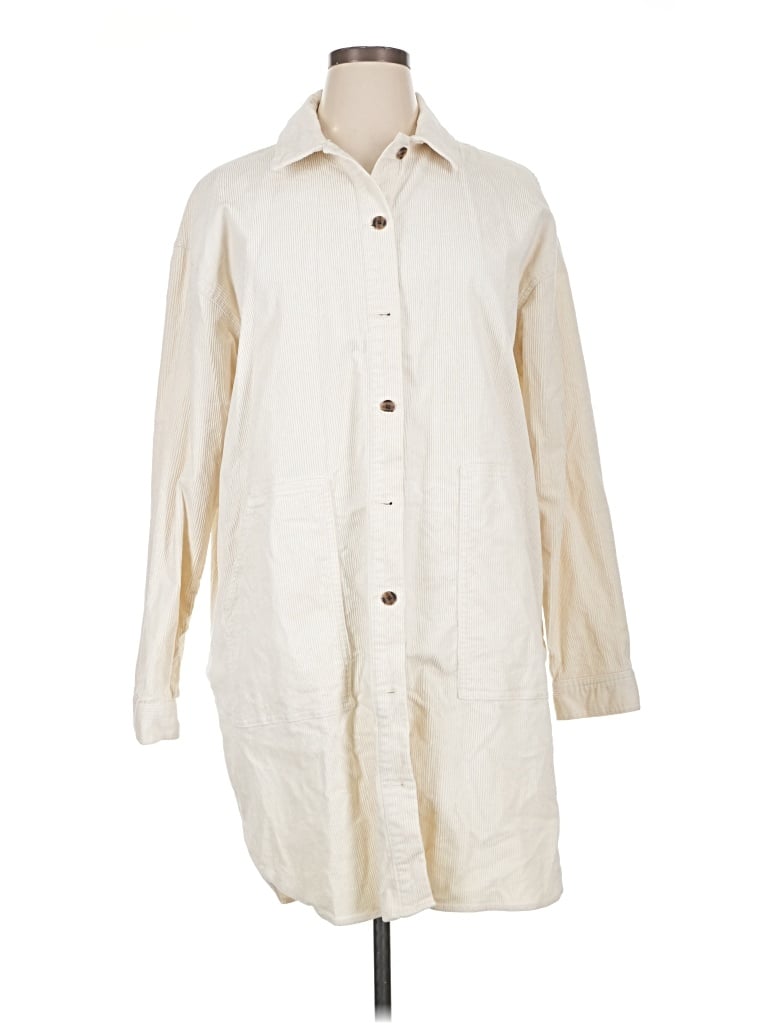 Pre-owned Gap Trenchcoat In White