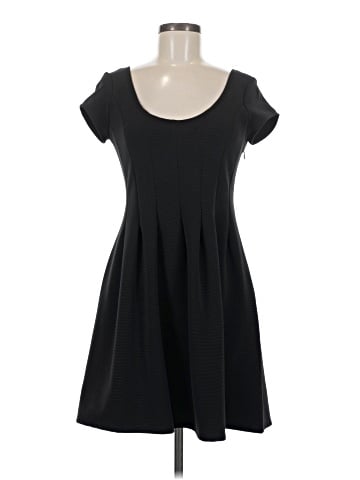 Pins and Needles Casual Dress (view 1)