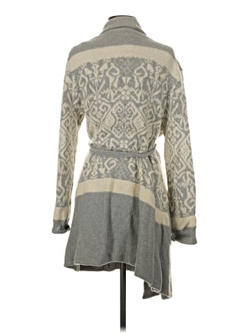 E by Eloise Cardigan (view 2)