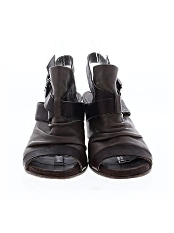 IXOS Heels (view 2)