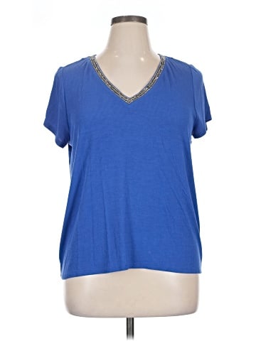 Jennifer Lopez Short Sleeve Top (view 1)