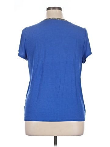 Jennifer Lopez Short Sleeve Top (view 2)
