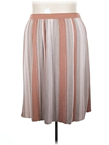 Slate & Willow Casual Skirt (view 2)