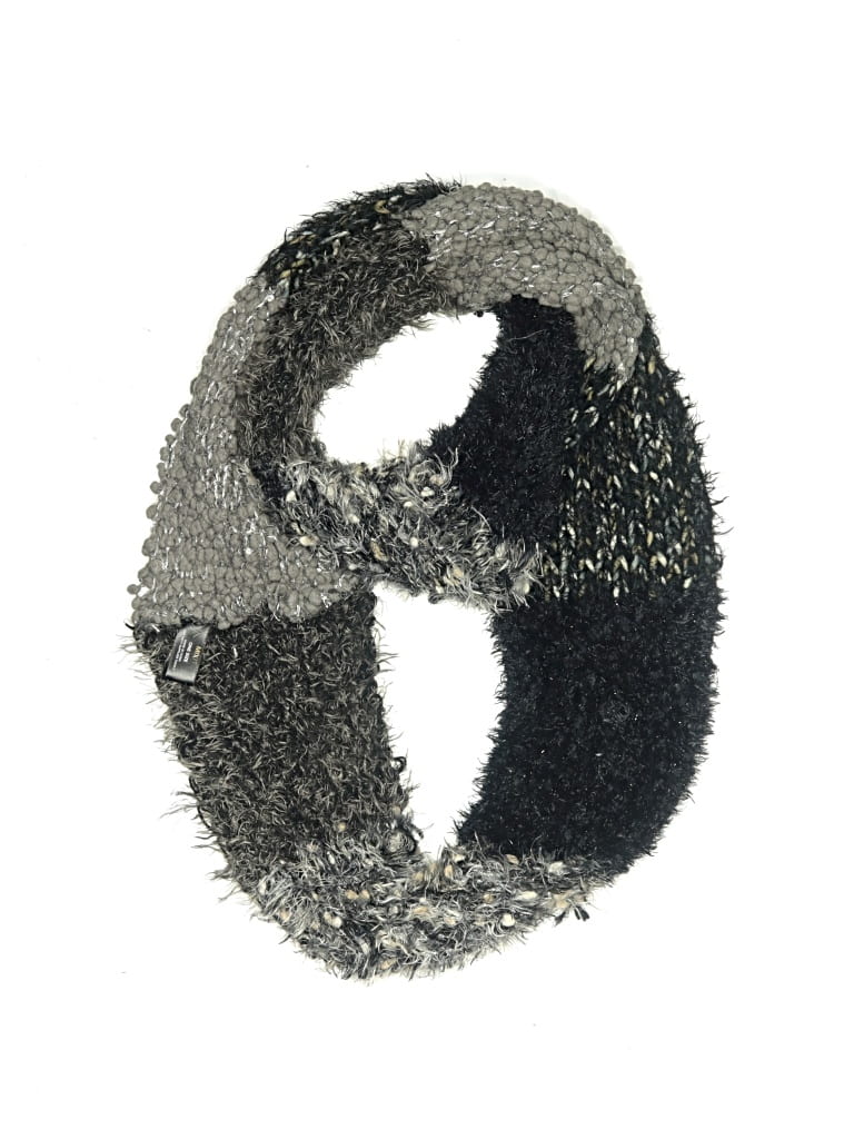 Pre-owned Mixit Scarf In Black