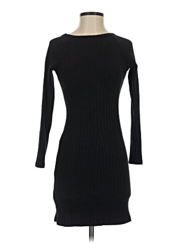Old Navy Casual Dress (view 1)