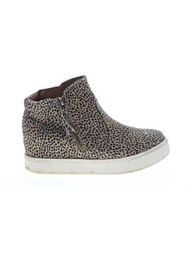 Universal Thread Sneakers