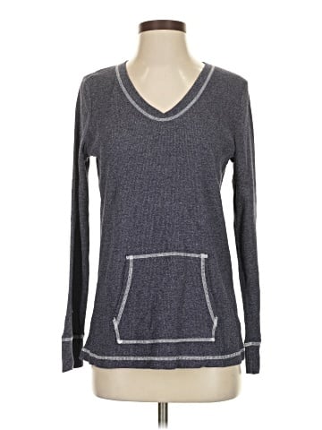 Lizwear by Liz Claiborne Long Sleeve T-Shirt (view 1)