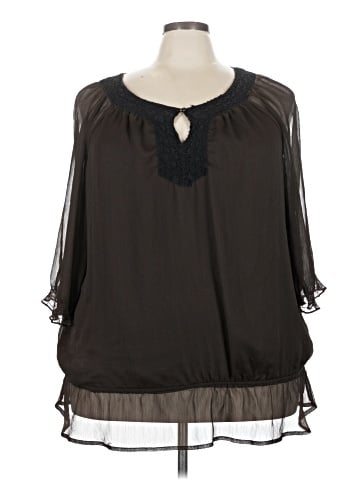 Liz & Me 3/4 Sleeve Blouse (view 1)