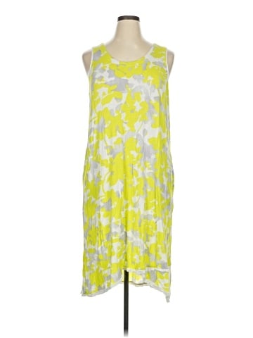 Simply Vera Vera Wang Casual Dress (view 1)