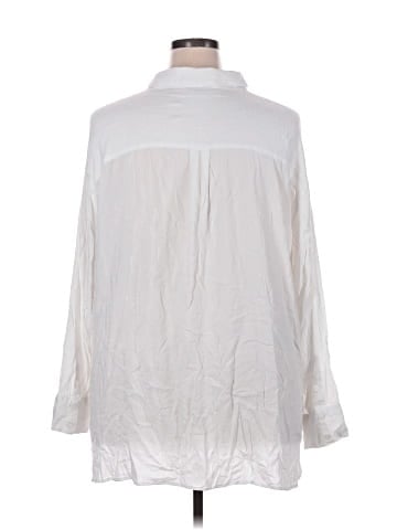 Torrid Long Sleeve Button-Down Shirt (view 2)