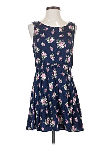 Forever 21 Casual Dress (view 1)