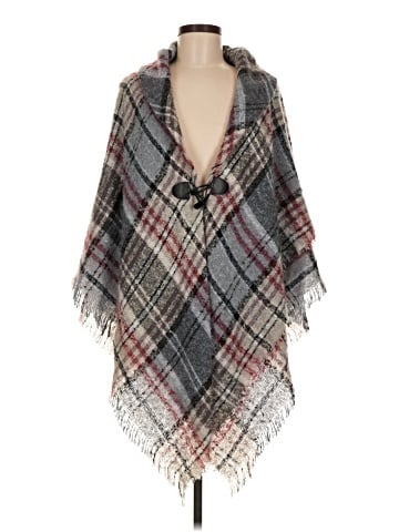 Modena Poncho (view 1)
