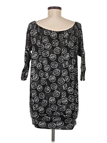 Lux 3/4 Sleeve Blouse (view 2)