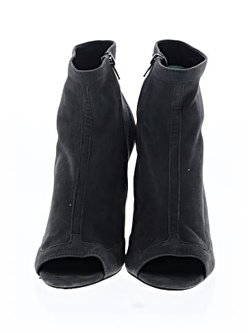 Charles David Heels (view 2)