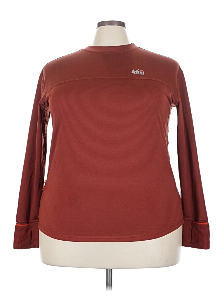 Pre-owned Rei Co Op Long Sleeve T-shirt In Burgundy