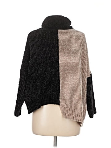 Romeo & Juliet Couture Turtleneck Sweater (view 2)