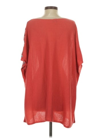 Hot & Delicious Poncho (view 2)