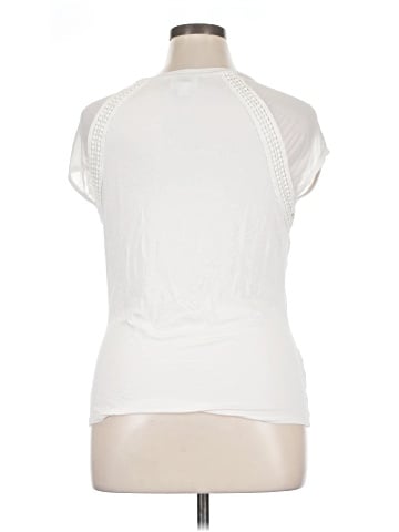Bisou Bisou Short Sleeve Top (view 2)