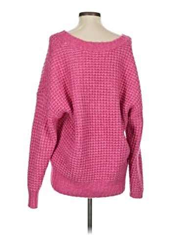 American Eagle Outfitters Pullover Sweater (view 2)