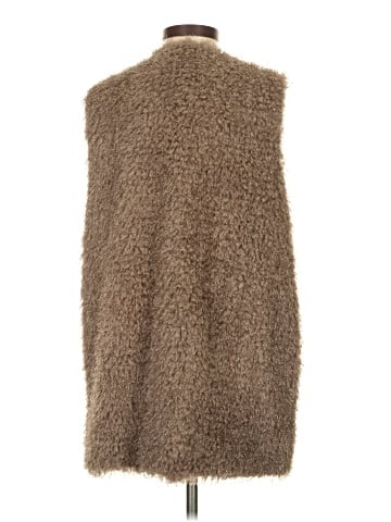 Lush Faux Fur Vest (view 2)
