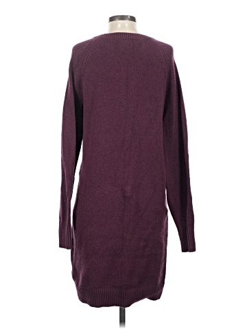Old Navy Pullover Sweater (view 2)