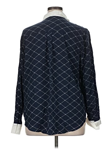 Liz Claiborne Long Sleeve Button-Down Shirt (view 2)