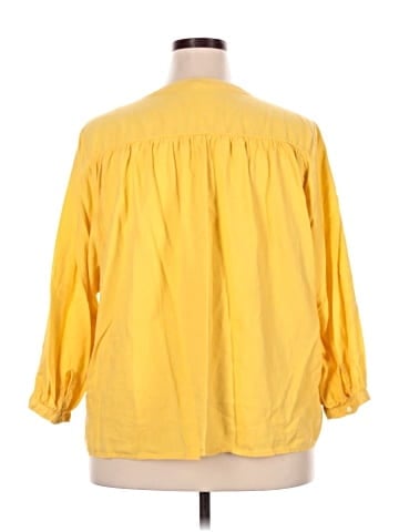 Old Navy 3/4 Sleeve T-Shirt (view 2)