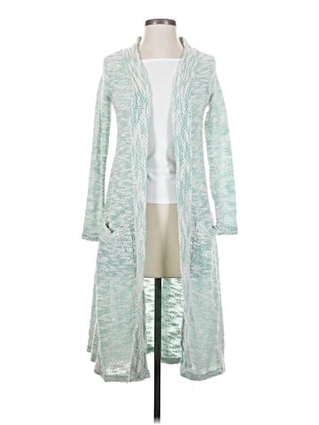 Pretty Young Thing Kimono (view 1)