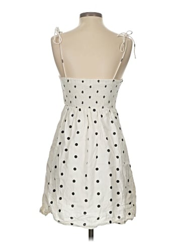 Old Navy Casual Dress (view 2)