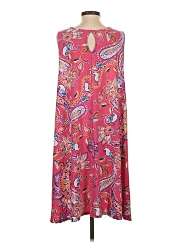 Harlow & Rose Casual Dress (view 2)