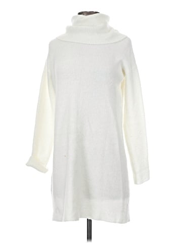 BB Dakota Turtleneck Sweater (view 1)
