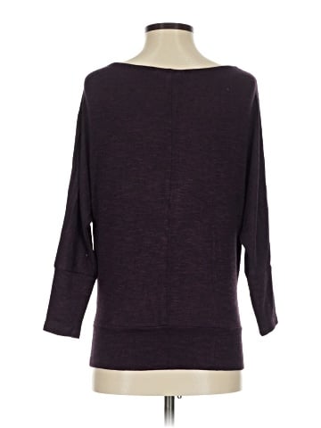 Jennifer Lopez Pullover Sweater (view 2)