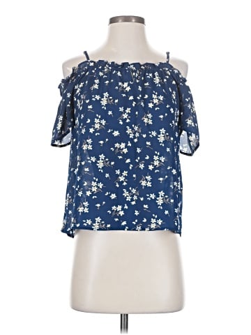 Love Tree Sleeveless Blouse (view 1)
