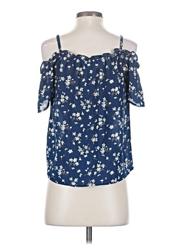Love Tree Sleeveless Blouse (view 2)