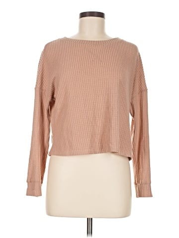 Charlotte Russe Long Sleeve T-Shirt (view 1)