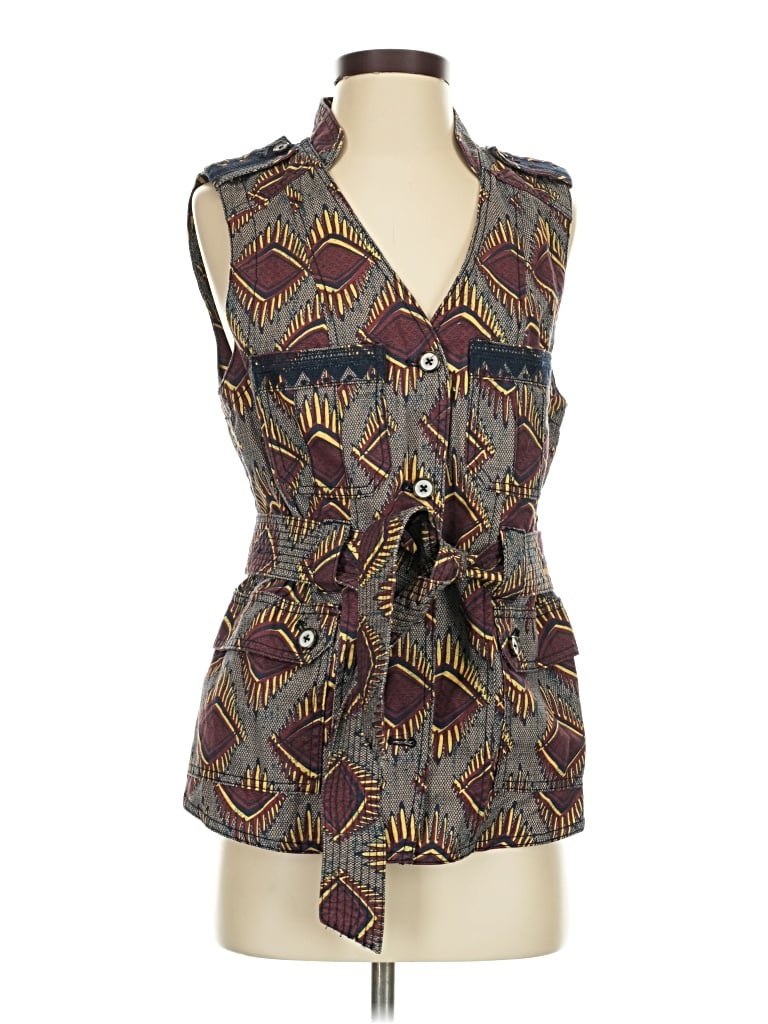 Pre-owned Elevenses Vest In Gold