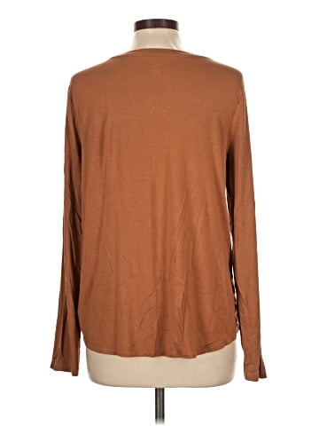 Gap Long Sleeve T-Shirt (view 2)