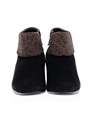 Munro American Ankle Boots (view 2)