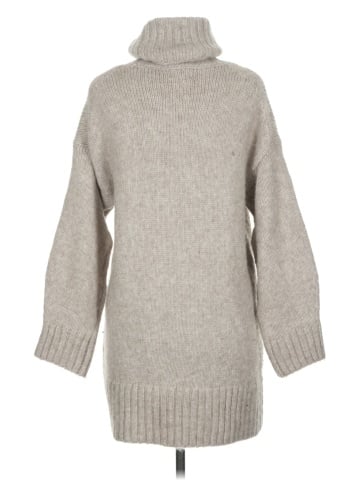 H&M Turtleneck Sweater (view 2)
